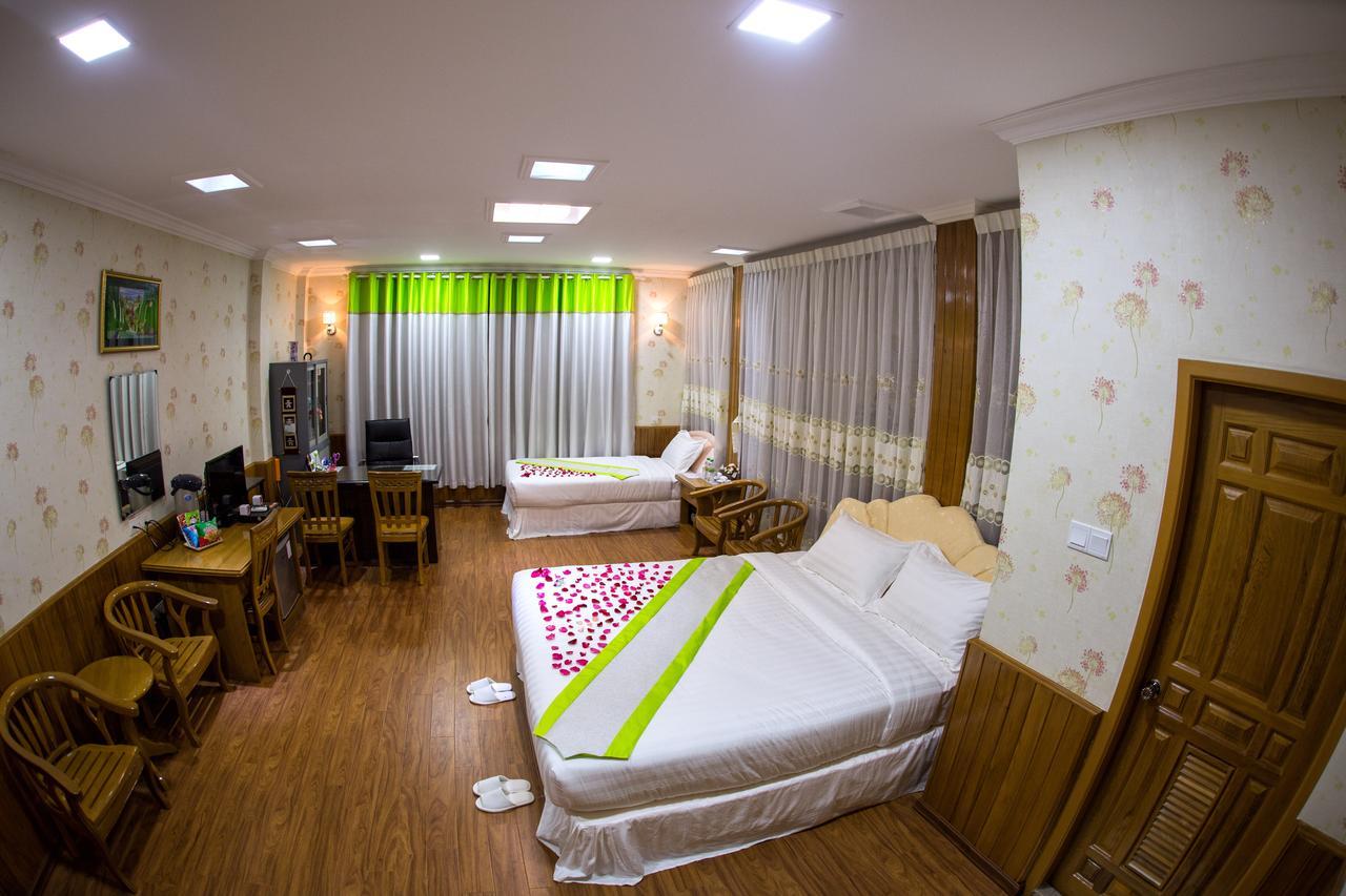 Hotel Rich Пин О Луин Екстериор снимка