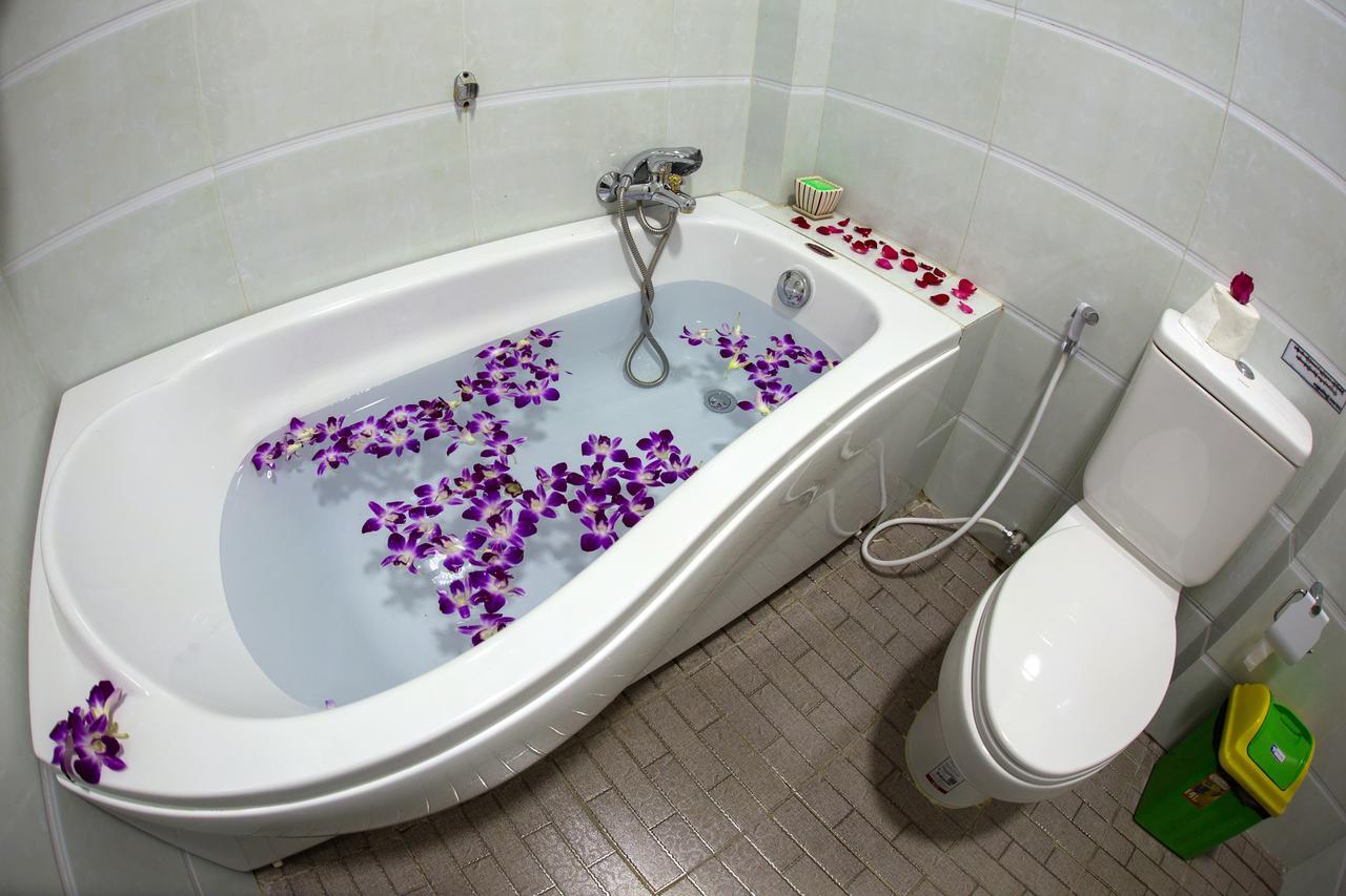 Hotel Rich Пин О Луин Екстериор снимка