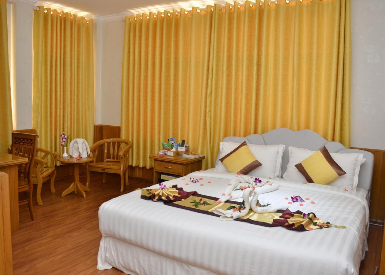 Hotel Rich Пин О Луин Екстериор снимка