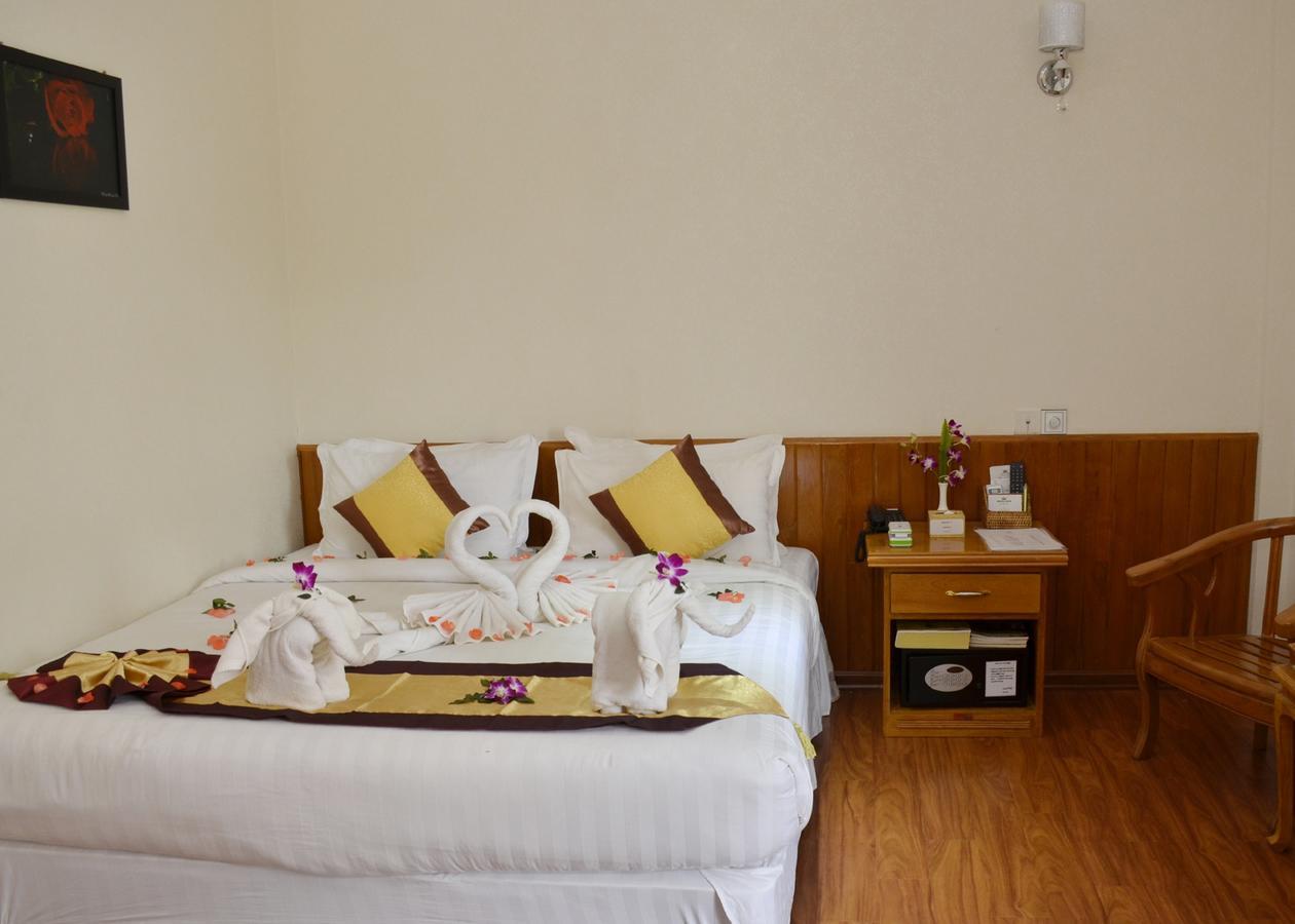 Hotel Rich Пин О Луин Екстериор снимка